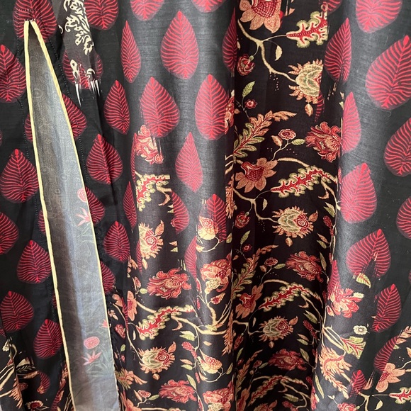 Pakistan shalwar kameez for sale. Shirt only - Picture 3 of 3